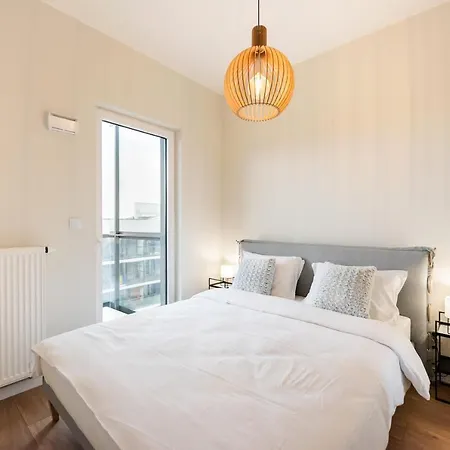 Wola Lush By Bookinghost